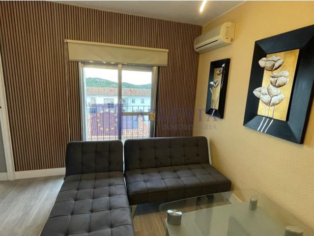 Piso en alquiler en Casas Baratas, Cáceres
