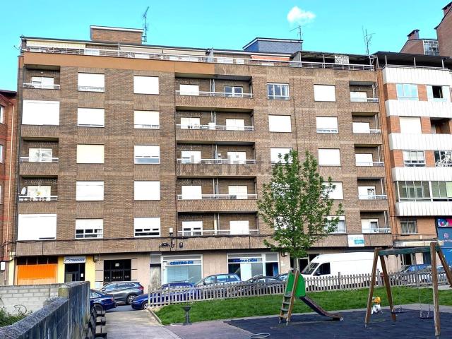 Piso en venta en Ponferrada, Flores del Sil