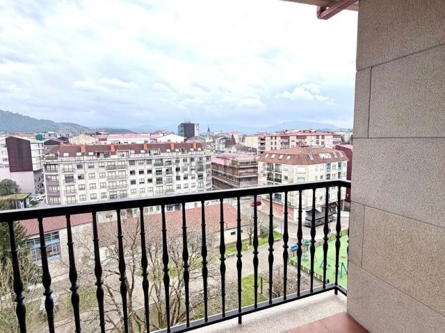 Piso en alquiler en Ponteareas, O Condado