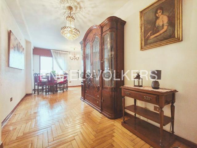 Piso en venta en Campolongo, Pontevedra