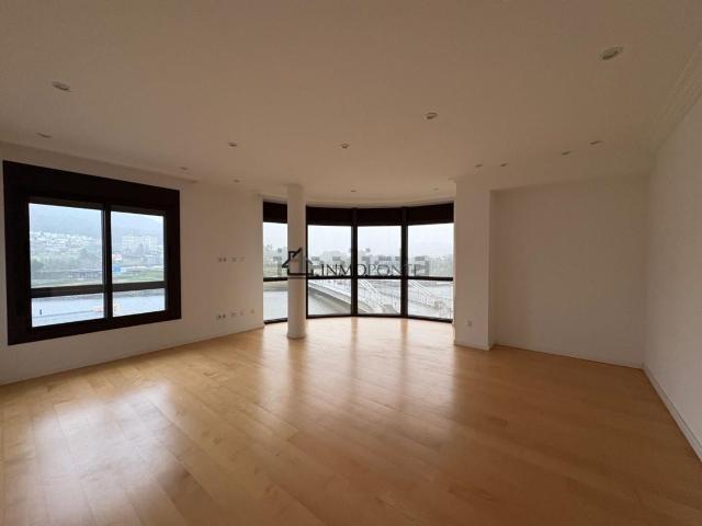 Piso en alquiler en A Moureira, Pontevedra