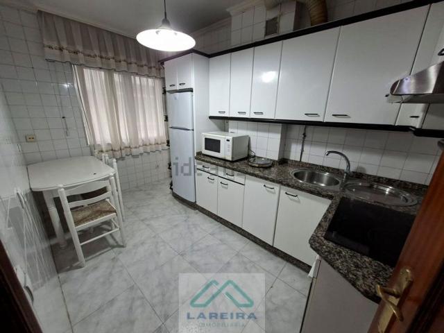 Piso en venta en A Virxe do Camiño, Pontevedra
