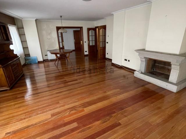 Piso en venta en Campolongo, Pontevedra