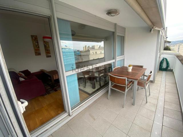 Ático en alquiler en O Gorgullón, Pontevedra