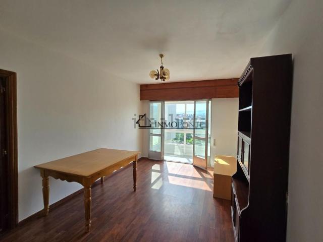 Piso en venta en Mourente, Pontevedra
