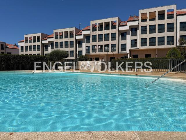 Piso en venta en A Virxe do Camiño, Pontevedra