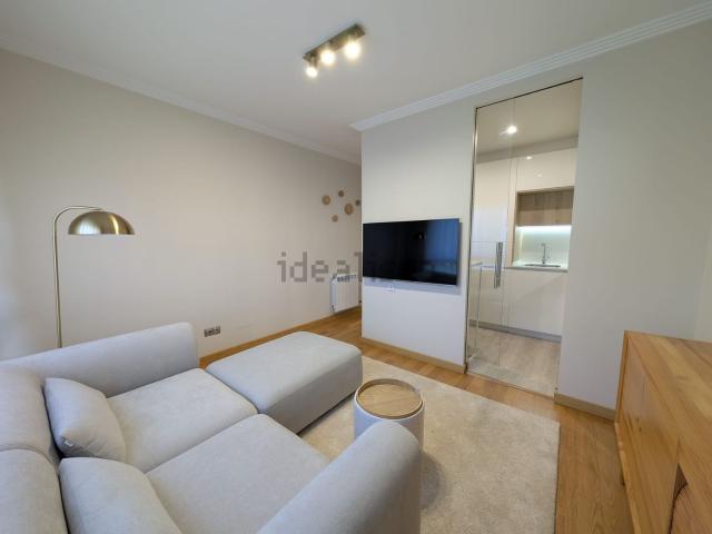 Piso en alquiler en Campolongo, Deza