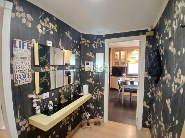 Piso en venta en A Virxe do Camiño, Pontevedra