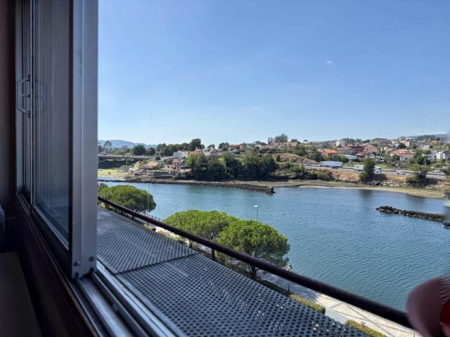 Piso en venta en A Moureira, Pontevedra