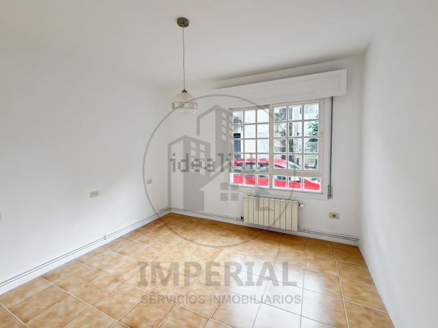 Piso en venta en A Virxe do Camiño, Pontevedra