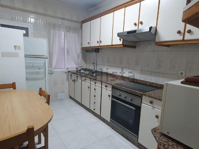 Piso en alquiler en Casco Antigo, Deza