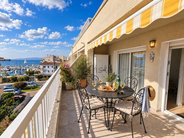 Ático en venta en Alt Empordà, Catalunya
