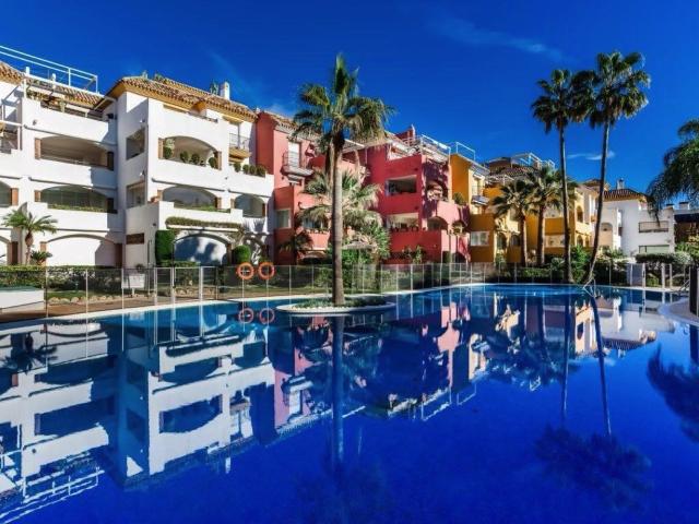 Dúplex en venta en El Vicario, Costa del Sol Occidental