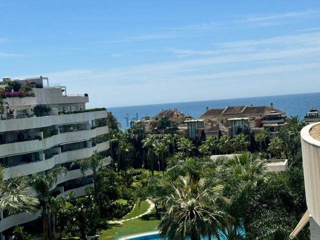 Dúplex en alquiler en Marbella, Puerto Banús