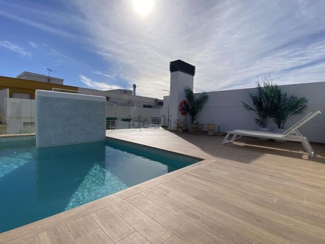 Piso en venta en Balcones del Mar, Estepona