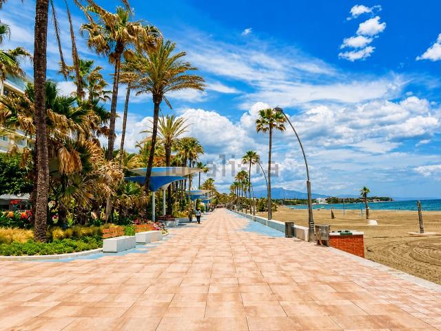 Piso en venta en Ronda del Mar, Costa del Sol Occidental