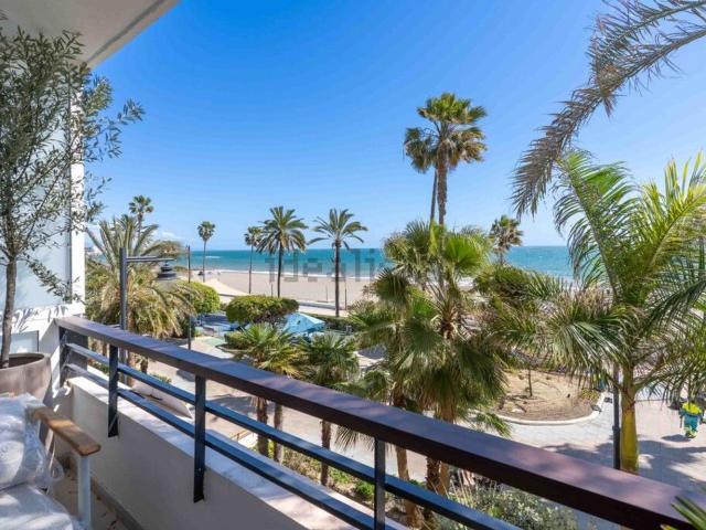 Piso en venta en Balcones del Mar, Estepona