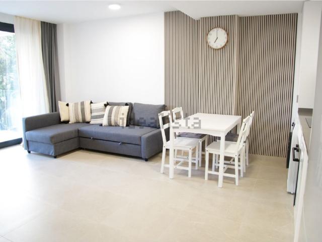 Piso en venta en Balcones del Mar, Estepona