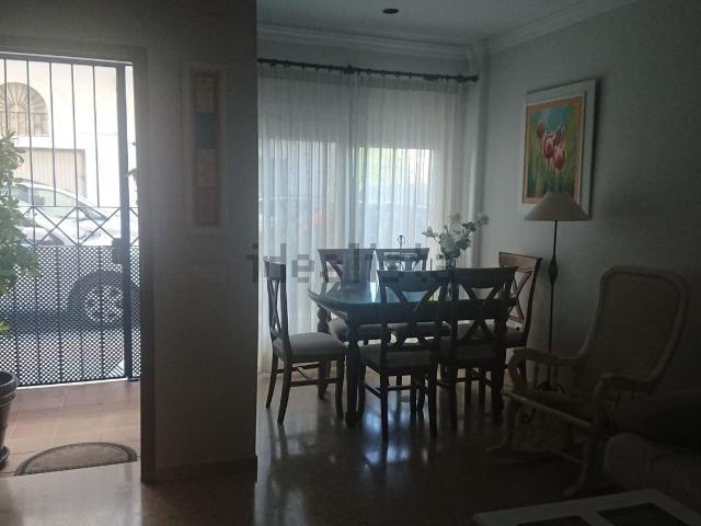 Dúplex en alquiler en Balcones del Mar, Estepona