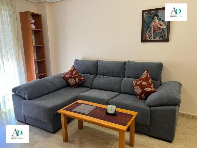Piso en alquiler en Torrevieja, El Palmeral