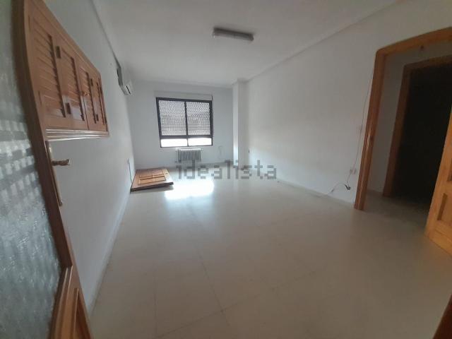 Piso en venta en Barriada Cañamares, Puertollano