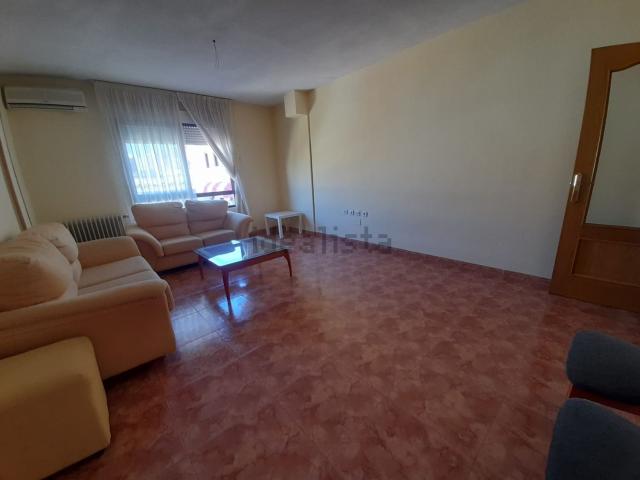 Piso en venta en Barriada Cañamares, Puertollano