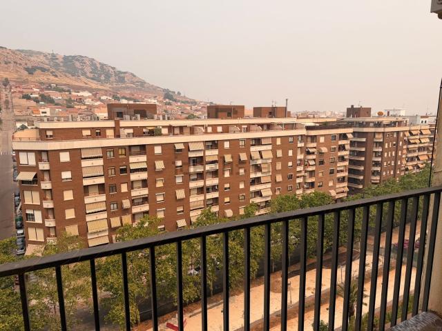 Ático en alquiler en Barriada Fraternidad, Puertollano