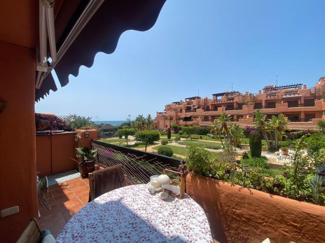 Piso en venta en Estepona, Punta La Plata