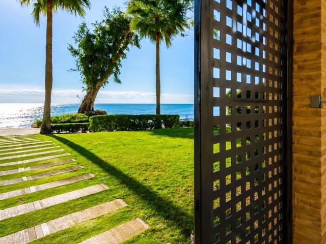 Piso en alquiler en Alcazaba Beach, Costa del Sol Occidental