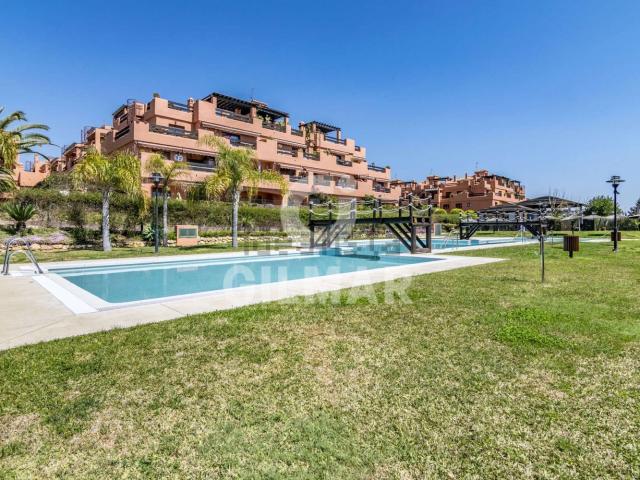 Ático en venta en Alcazaba Beach, Costa del Sol Occidental
