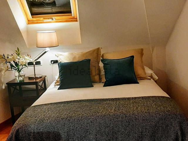 Ático en alquiler en O Carme, Vigo