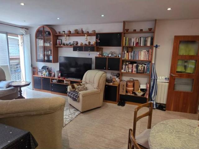 Piso en venta en Cerdanyola Sud, Maresme