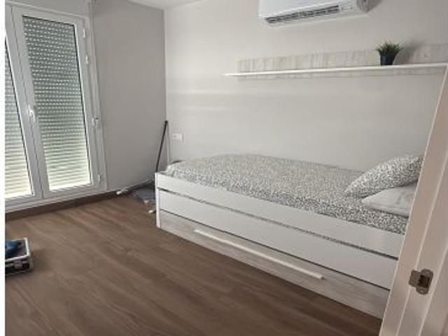Piso en alquiler en Retamar, Almería