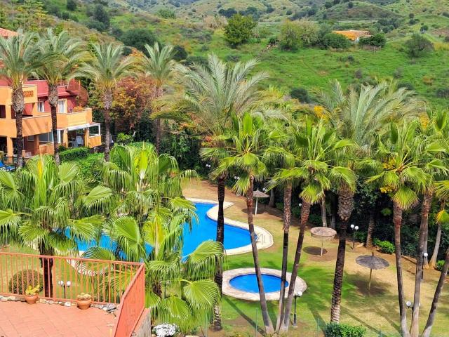 Dúplex en alquiler en Artola, Costa del Sol Occidental