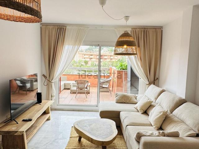 Dúplex en alquiler en Artola, Costa del Sol Occidental