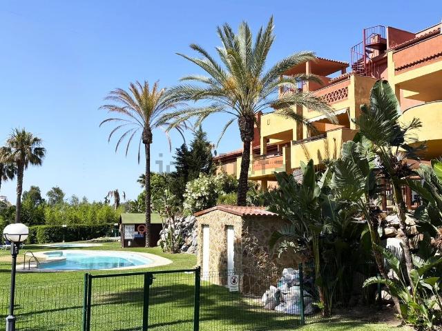 Dúplex en venta en Artola, Costa del Sol Occidental