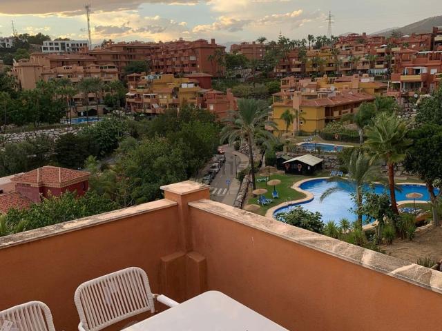 Ático en alquiler en Artola, Costa del Sol Occidental