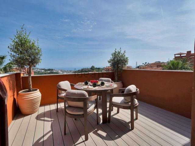 Dúplex en venta en Artola, Costa del Sol Occidental