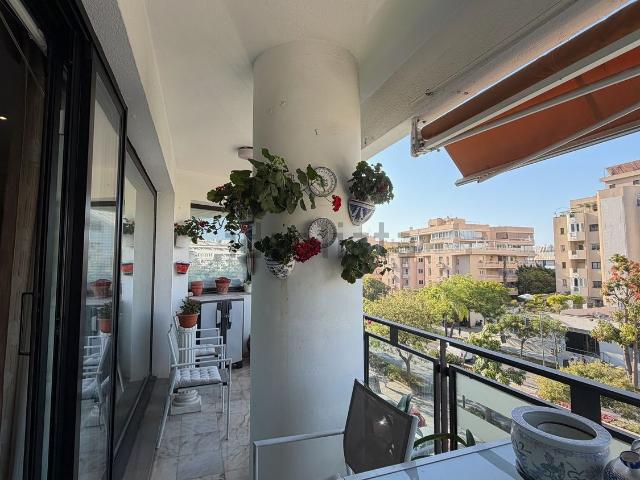 Piso en venta en La Carolina, Costa del Sol Occidental