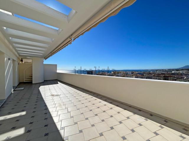 Ático en alquiler en Centro, Marbella