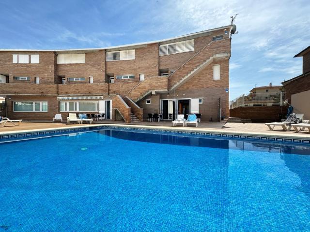 Piso en alquiler en Camp dels Pilans, Alt Empordà