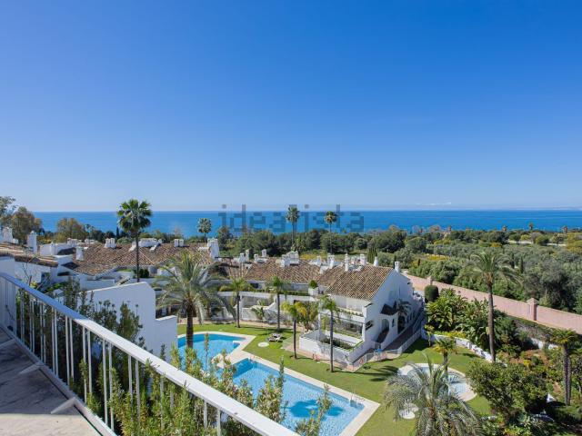 Ático en venta en Rio Real, Costa del Sol Occidental