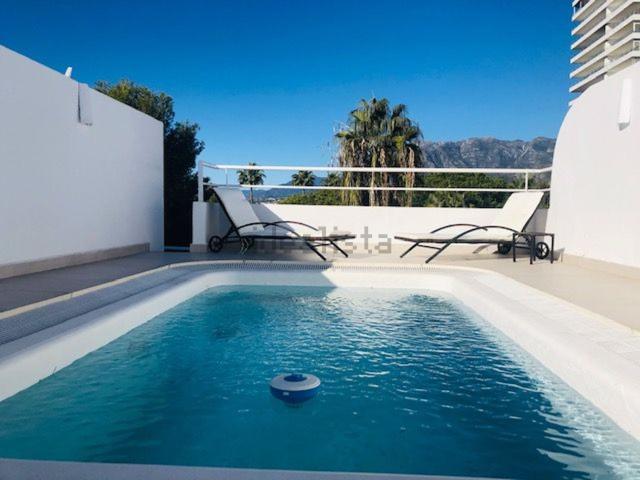 Ático en venta en Rio Real, Costa del Sol Occidental