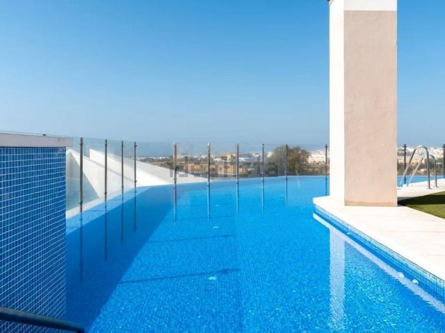Piso en venta en Nueva Andalucía, Costa del Sol Occidental