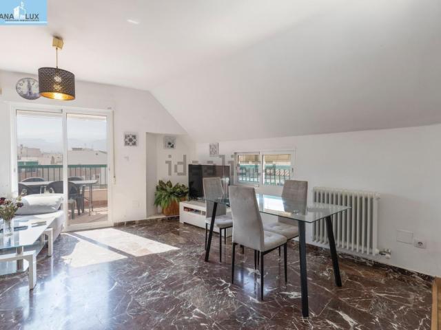 Ático en venta en Ronda, Granada