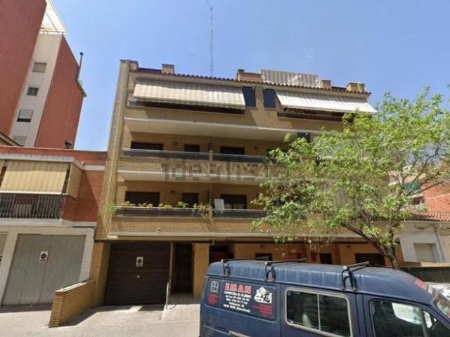 Piso en venta en Rubí