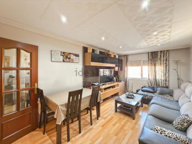 Piso en venta en Rubí