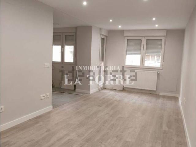Piso en venta en Salamanca, Rollo