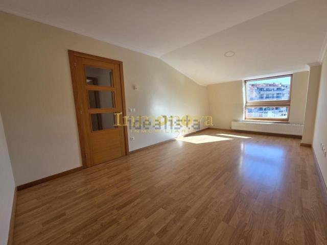 Piso en venta en Salceda de Caselas, Vigo