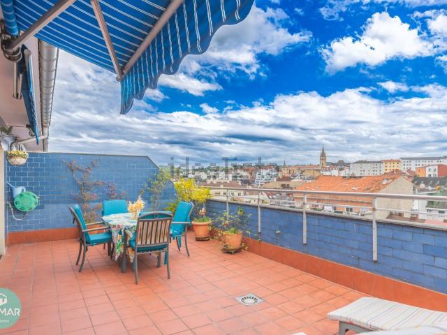 Ático en venta en Oviedo, Casco Antiguo